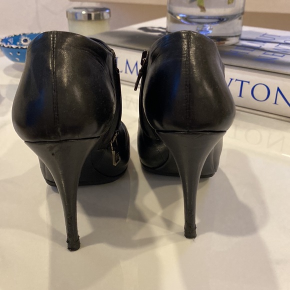 Prada boots - Picture 5 of 8